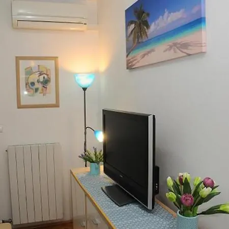 Apartment Brandy شقة سبليت