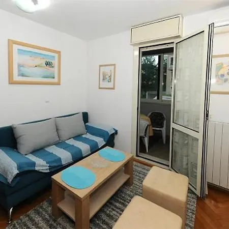 Apartment Brandy شقة